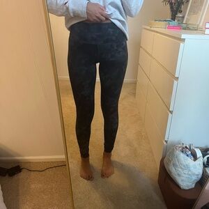 Tie dye Lululemon leggings!